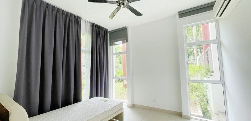 Horizon Hills – 2.5 Storey End Lot Bungalow House – FOR SALE