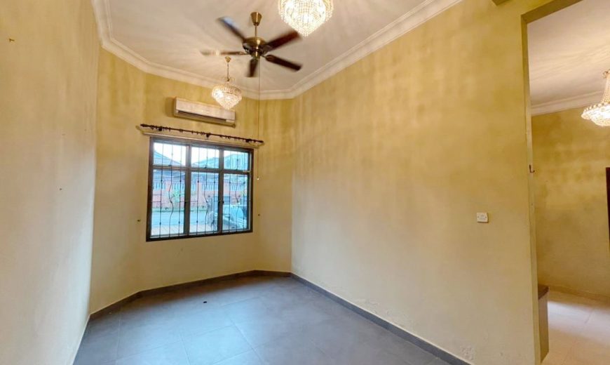 Bandar Uda Utama – 2 Storey Corner Bungalow House – FOR SALE Bandar Uda Utama – 2 Storey Corner Bungalow House – FOR SALE