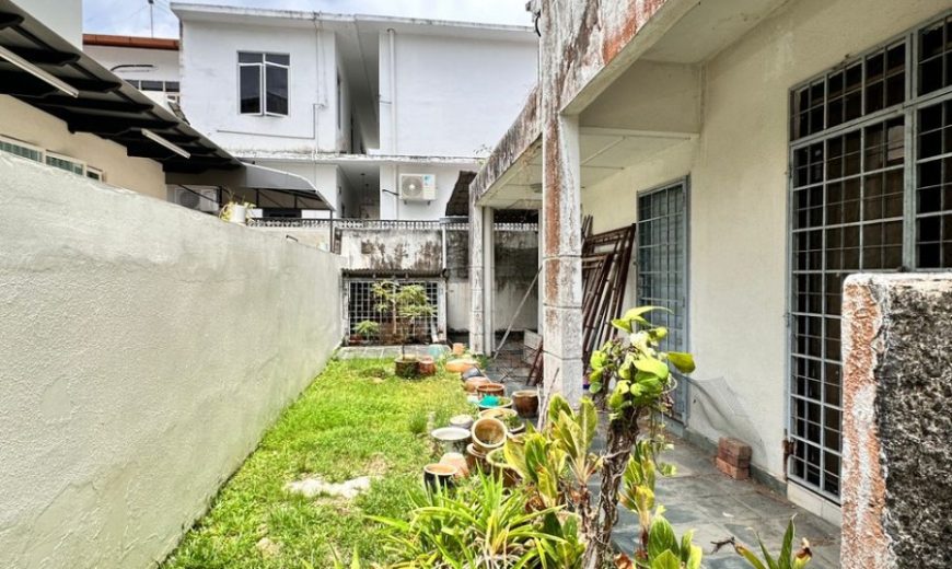Permas Jaya – 2 Storey Semi Detached House – FOR SALE Permas Jaya – 2 Storey Semi Detached House – FOR SALE