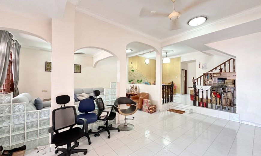 Taman Johor Jaya – 2 Storey Terrace House – FOR SALE Taman Johor Jaya – 2 Storey Terrace House – FOR SALE