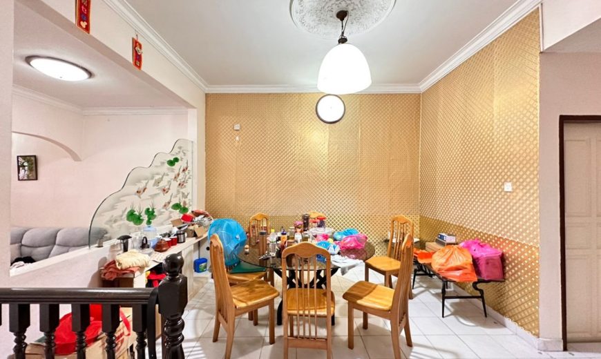 Taman Johor Jaya – 2 Storey Terrace House – FOR SALE Taman Johor Jaya – 2 Storey Terrace House – FOR SALE