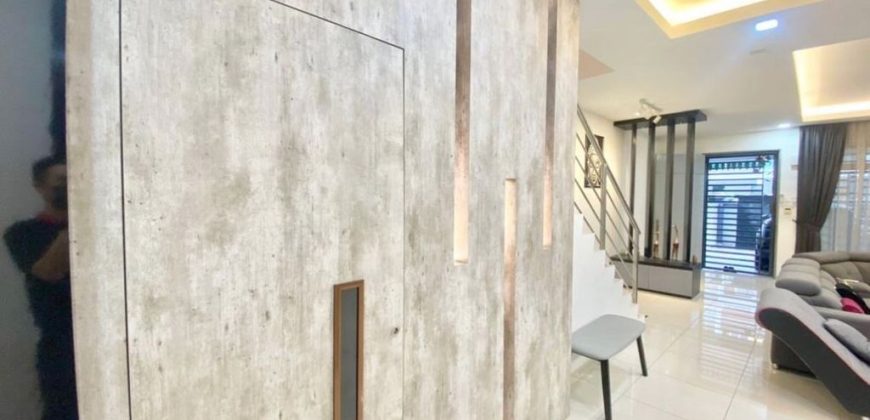 Kempas Utama – 2 Storey Cluster House – FOR SALE Kempas Utama – 2 Storey Cluster House – FOR SALE