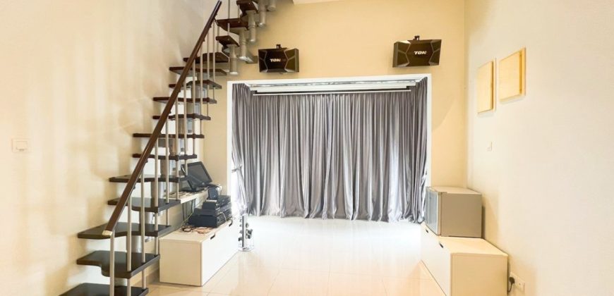 Kempas Utama – 2 Storey Semi Detached House – FOR SALE Kempas Utama – 2 Storey Semi Detached House – FOR SALE