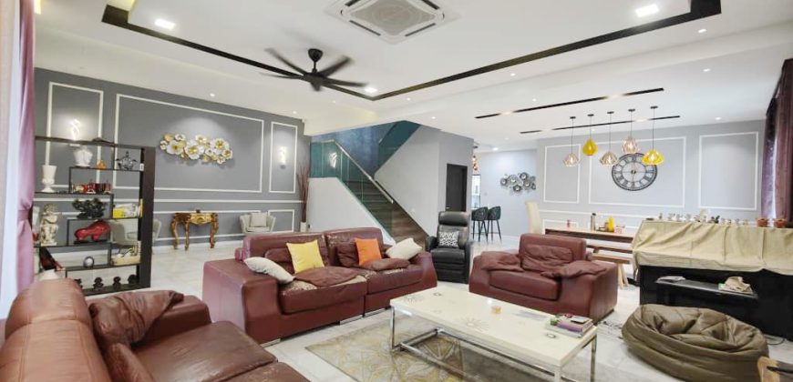 Taman Kempas Utama – 2 Storey Semi Detached House – FOR SALE Taman Kempas Utama – 2 Storey Semi Detached House – FOR SALE