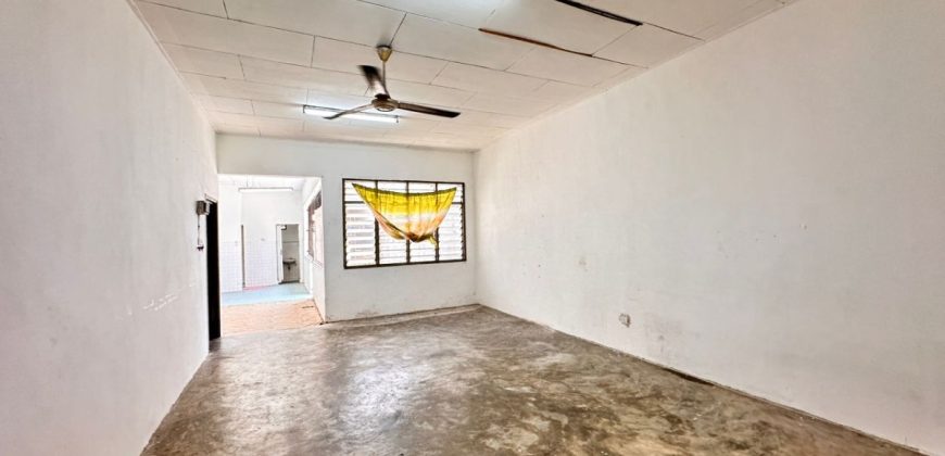 Taman Megah Ria – 2 Storey Shoplot – FOR SALE Taman Megah Ria – 2 Storey Shoplot – FOR SALE