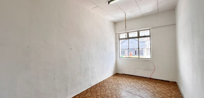 Taman Megah Ria – 2 Storey Shoplot – FOR SALE Taman Megah Ria – 2 Storey Shoplot – FOR SALE