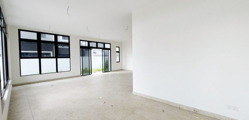 Taman Nusa Sentral – 3 Storey Semi Detached House – FOR SALE Taman Nusa Sentral – 3 Storey Semi Detached House – FOR SALE