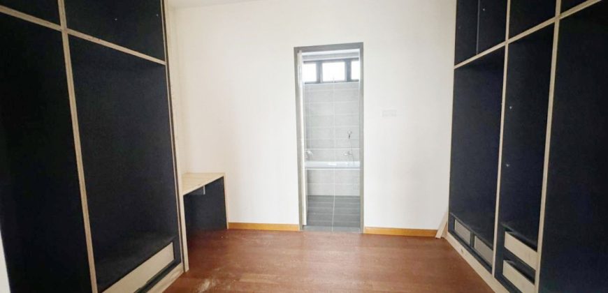 Taman Nusa Sentral – 3 Storey Semi Detached House – FOR SALE Taman Nusa Sentral – 3 Storey Semi Detached House – FOR SALE