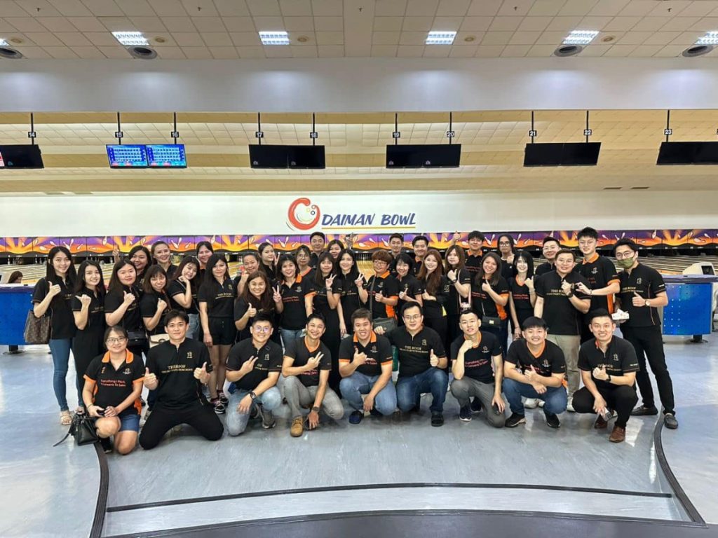 Bowling Session with Amigos Group