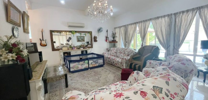 East Ledang – 2 Storey Bungalow House – FOR SALE East Ledang – 2 Storey Bungalow House – FOR SALE