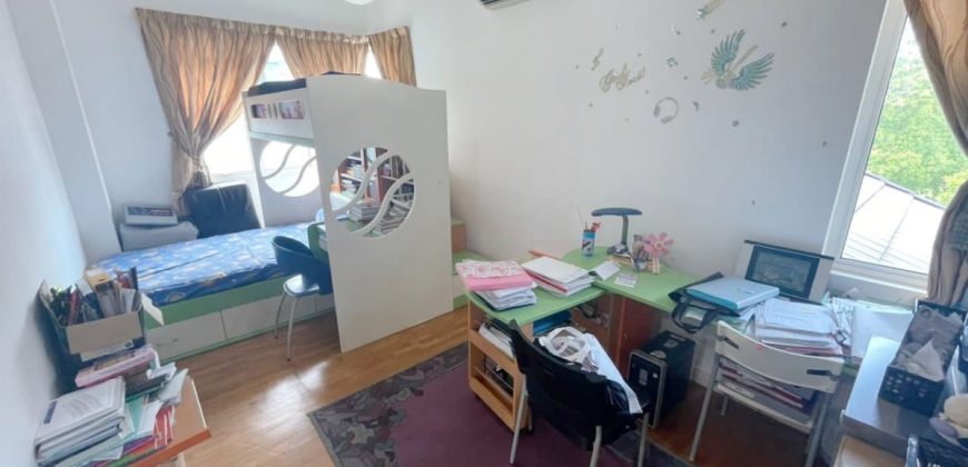 East Ledang – 2 Storey Bungalow House – FOR SALE East Ledang – 2 Storey Bungalow House – FOR SALE