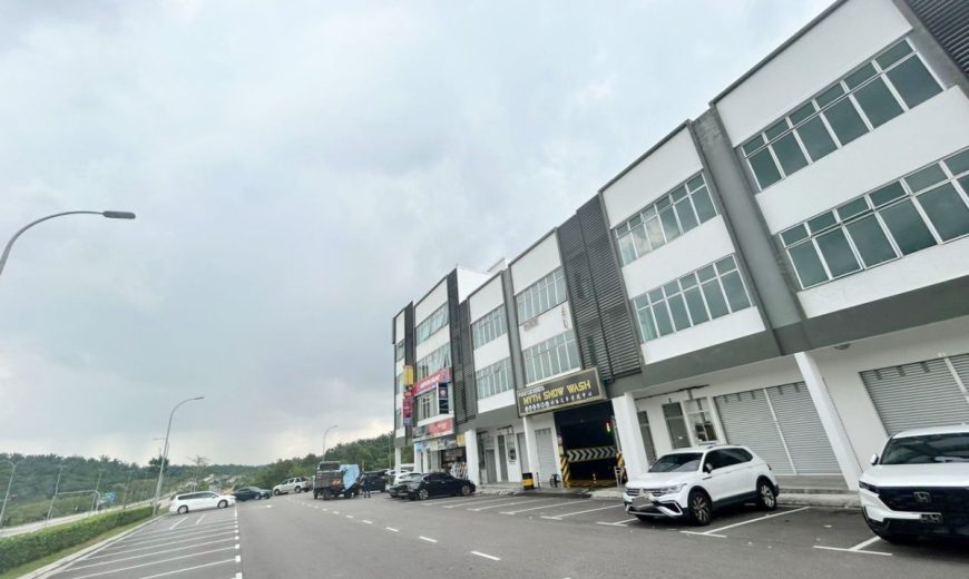 Impian Emas – 3 Storey Shop Lot – FOR RENT
