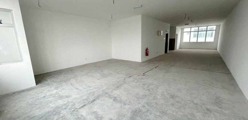 Impian Emas – 3 Storey Shop Lot – FOR RENT