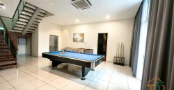 Jb Town Area – 3 Storey Bungalow House – FOR SALE Jb Town Area – 3 Storey Bungalow House – FOR SALE