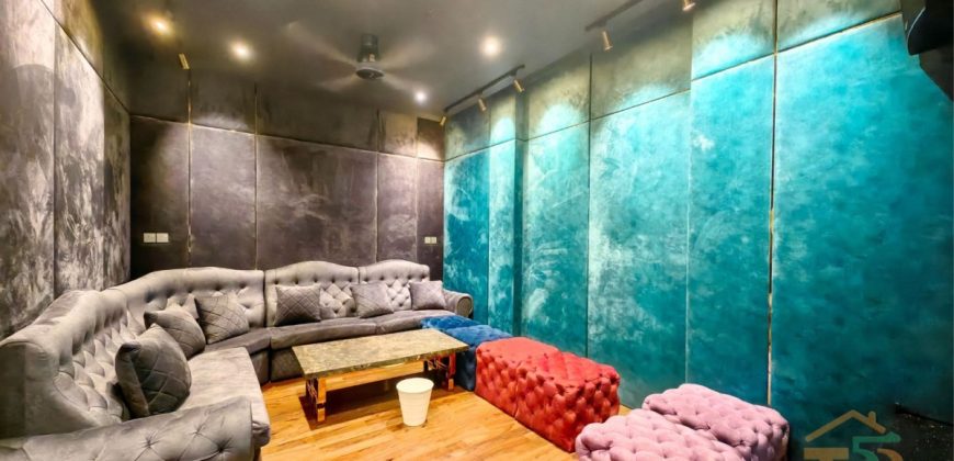 Jb Town Area – 3 Storey Bungalow House – FOR SALE Jb Town Area – 3 Storey Bungalow House – FOR SALE