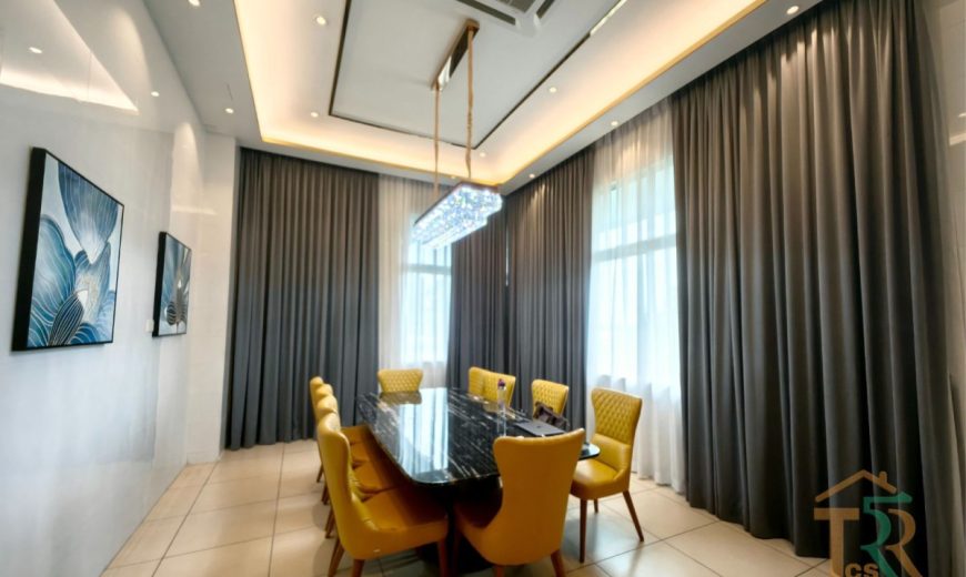 Jb Town Area – 3 Storey Bungalow House – FOR SALE Jb Town Area – 3 Storey Bungalow House – FOR SALE