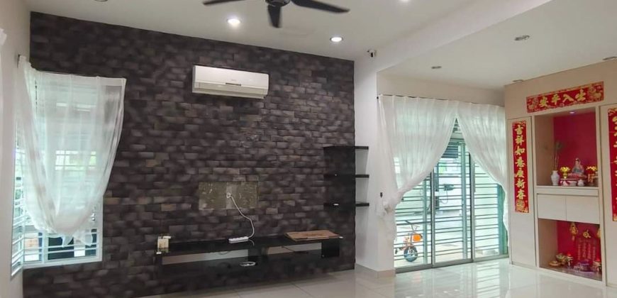 Kempas Heights – 2 Storey Corner Cluster House – FOR SALE Kempas Heights – 2 Storey Corner Cluster House – FOR SALE