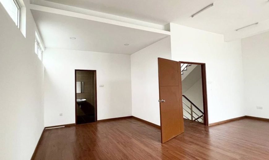 Austin Heights – 3 Storey End Lot Cluster House – FOR SALE Austin Heights – 3 Storey End Lot Cluster House – FOR SALE