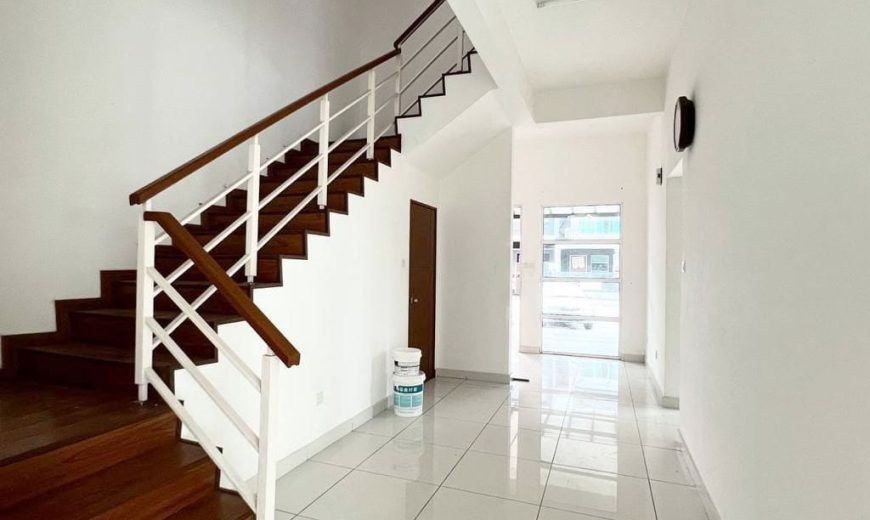 Austin Heights – 3 Storey End Lot Cluster House – FOR SALE Austin Heights – 3 Storey End Lot Cluster House – FOR SALE