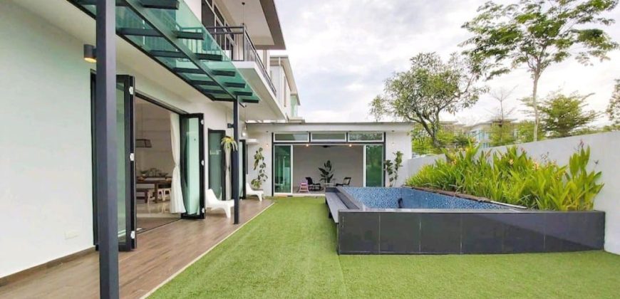 Nusa Sentral – 3 Storey Corner Terrace House – FOR SALE