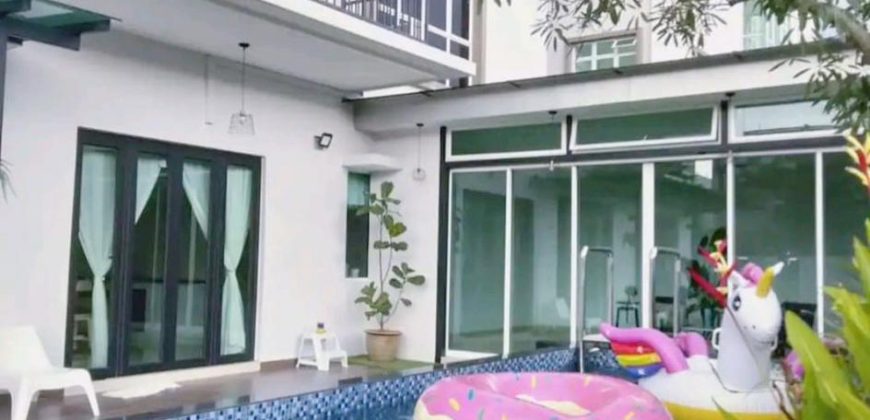 Nusa Sentral – 3 Storey Corner Terrace House – FOR SALE