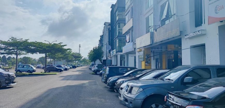 Permas Jaya – 4 Storey Corner Shop Lot – FOR SALE Permas Jaya – 4 Storey Corner Shop Lot – FOR SALE