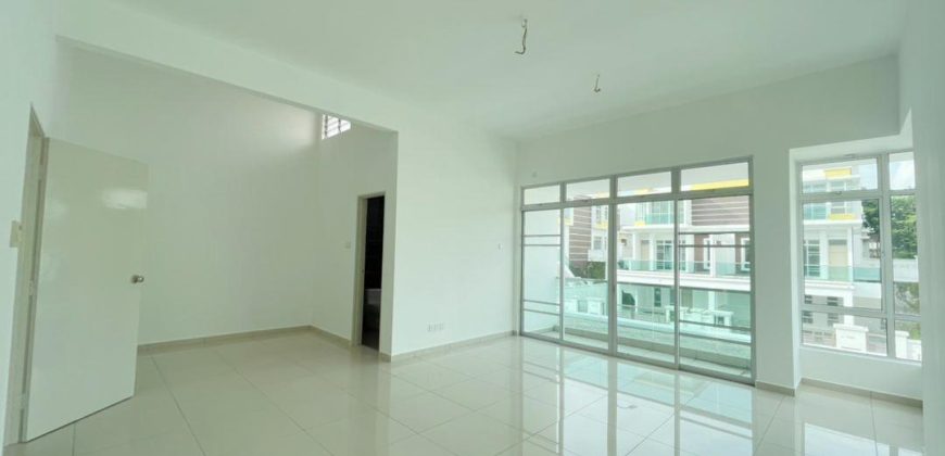Taman Kempas Utama – 2 Storey Corner Cluster House – FOR SALE Taman Kempas Utama – 2 Storey Corner Cluster House – FOR SALE