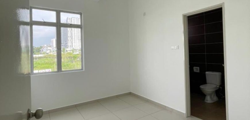 Taman Kempas Utama – 2 Storey Corner Cluster House – FOR SALE Taman Kempas Utama – 2 Storey Corner Cluster House – FOR SALE