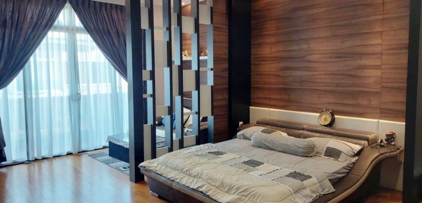 Taman Nusa Duta – 2 Storey Corner Semi Detached House – FOR SALE Taman Nusa Duta – 2 Storey Corner Semi Detached House – FOR SALE