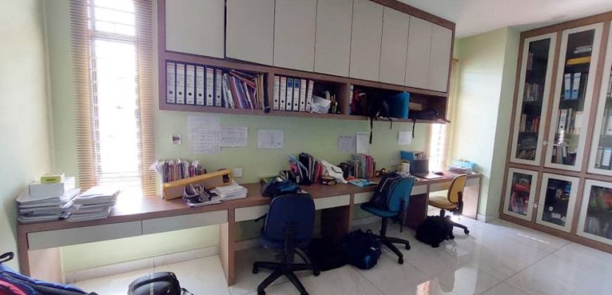 Taman Nusa Duta – 2 Storey Corner Semi Detached House – FOR SALE Taman Nusa Duta – 2 Storey Corner Semi Detached House – FOR SALE