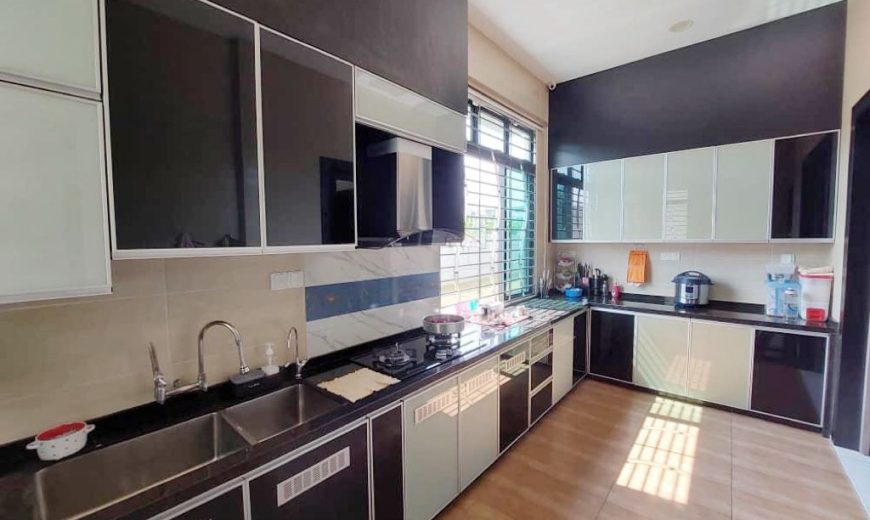 Taman Nusa Duta – 2 Storey Corner Semi Detached House – FOR SALE Taman Nusa Duta – 2 Storey Corner Semi Detached House – FOR SALE