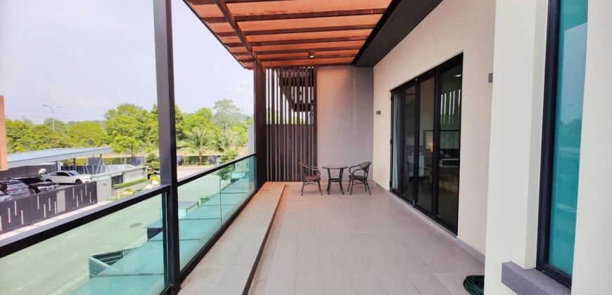 Desa Tebrau – 3 Storey Semi Detached House – FOR SALE Desa Tebrau – 3 Storey Semi Detached House – FOR SALE