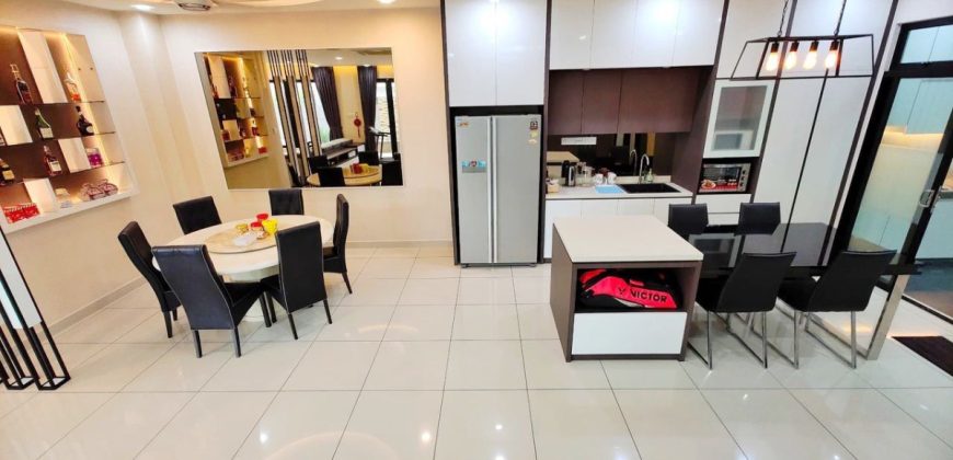 Desa Tebrau – 3 Storey Semi Detached House – FOR SALE Desa Tebrau – 3 Storey Semi Detached House – FOR SALE
