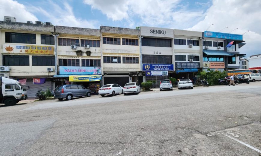 Johor Jaya – 3 Storey Shoplot – FOR SALE Johor Jaya – 3 Storey Shoplot – FOR SALE