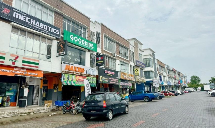 Taman Sri Pulai Perdana 2 – 3 Storey Shoplot – FOR SALE Taman Sri Pulai Perdana 2 – 3 Storey Shoplot – FOR SALE