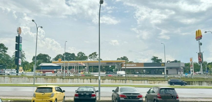 Taman Sri Pulai Perdana 2 – 3 Storey Shoplot – FOR SALE Taman Sri Pulai Perdana 2 – 3 Storey Shoplot – FOR SALE