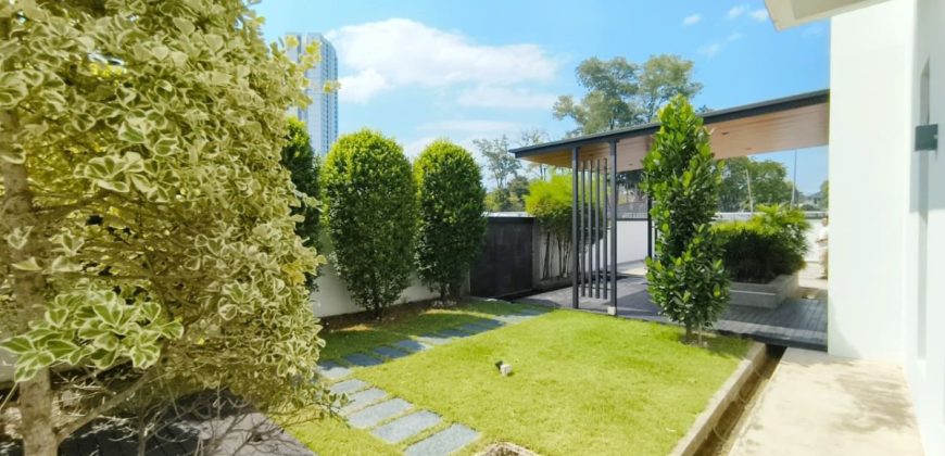 Austin Mutiara @ Mount Austin – 2 Storey Corner Cluster House – FOR SALE Austin Mutiara @ Mount Austin – 2 Storey Corner Cluster House – FOR SALE