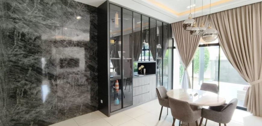 Austin Mutiara @ Mount Austin – 2 Storey Corner Cluster House – FOR SALE Austin Mutiara @ Mount Austin – 2 Storey Corner Cluster House – FOR SALE