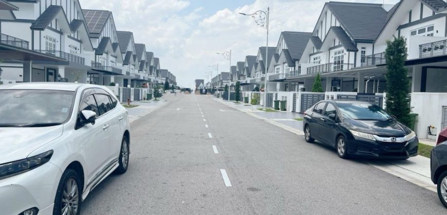 Eco Spring – 2.5 Storey Cluster House – FOR SALE Eco Spring – 2.5 Storey Cluster House – FOR SALE