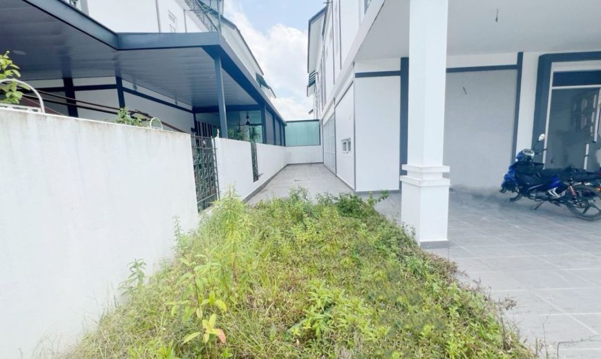 Eco Spring – 2.5 Storey Cluster House – FOR SALE Eco Spring – 2.5 Storey Cluster House – FOR SALE