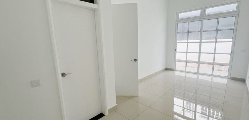 Eco Spring – 2.5 Storey Cluster House – FOR SALE Eco Spring – 2.5 Storey Cluster House – FOR SALE