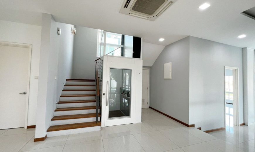 Senibong Cove – 3 Storey End Lot Waterfront Villa – FOR SALE Senibong Cove – 3 Storey End Lot Waterfront Villa – FOR SALE