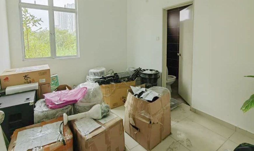 Kempas Utama – 2 Storey Corner Cluster House – FOR SALE