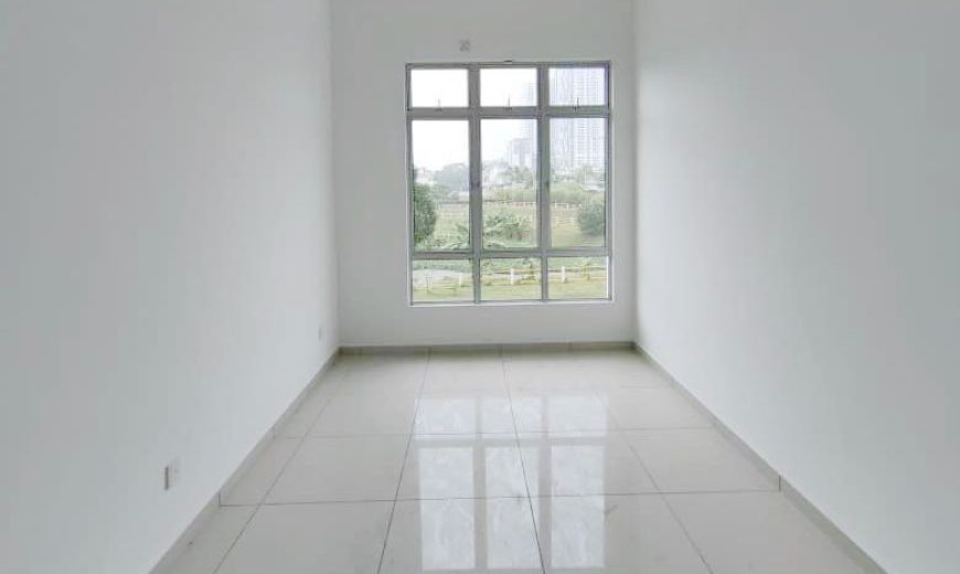 Kempas Utama – 2 Storey Corner Cluster House – FOR SALE