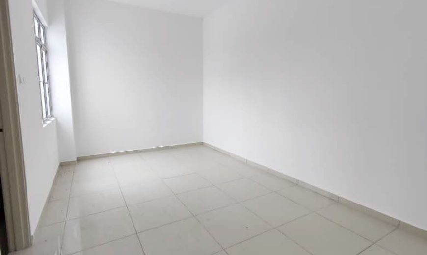 Kempas Utama – 2 Storey Corner Cluster House – FOR SALE