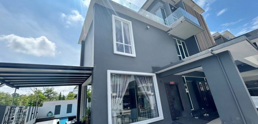 Nusa Sentral – 3 Storey Corner Superlink House – FOR SALE