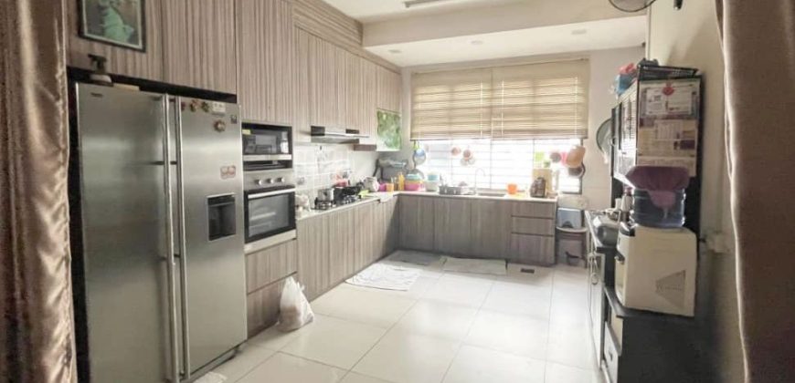 Taman Sutera Utama – 2.5 Storey Terrace House – FOR SALE