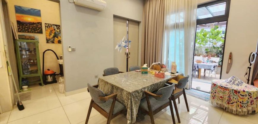 Horizon Hills – 2 Storey Semi Detached House – FOR SALE Horizon Hills – 2 Storey Semi Detached House – FOR SALE