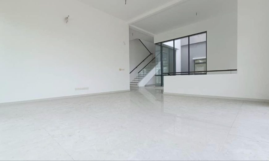 Horizon Hills – 2.5 Storey Corner Bungalow House – FOR SALE Horizon Hills – 2.5 Storey Corner Bungalow House – FOR SALE