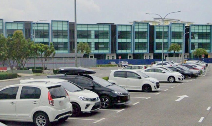 Bandar Dato Onn – 3 Storey Shop Lot – FOR SALE Bandar Dato Onn – 3 Storey Shop Lot – FOR SALE